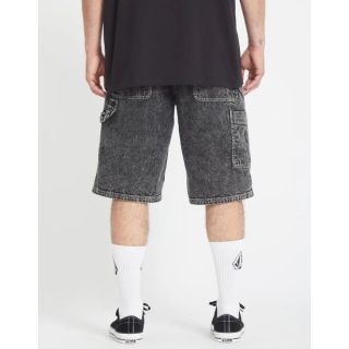 VOLCOM - LABORED DENIM UTILITY SHORT - LIGHT ACID BLACK